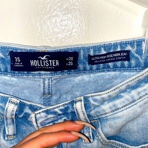 Hollister High rise mom jeans